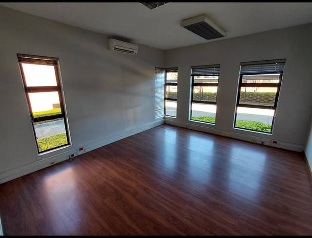 277M² OFFICE TO LET IN CARLSWALD